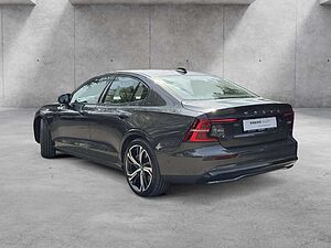 Volvo  B5 Ultimate Dark AWD