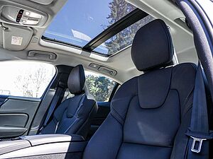 Volvo  T8 Ultimate Dark Recharge Plug-In Hybrid AWD