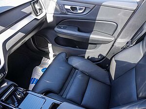 Volvo  T8 Ultimate Dark Recharge Plug-In Hybrid AWD