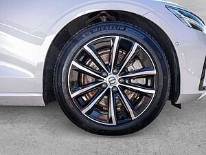 Volvo  T8 Ultimate Dark Recharge Plug-In Hybrid AWD