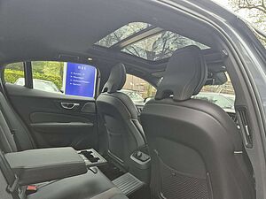 Volvo  T8 Ultimate Dark Recharge Plug-In Hybrid AWD