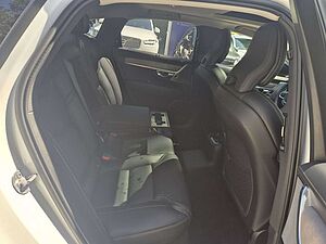 Volvo  T8 Ultimate Dark Recharge Plug-In Hybrid AWD