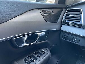 Volvo  B5 AWD Momentum Pro 7-SITZER | PANORAMA | 360° | A
