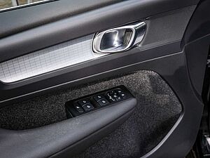 Volvo  T4 Inscription Expression Recharge Plug-In Hybrid