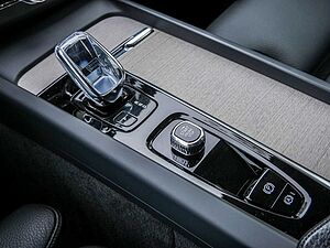 Volvo  T8 AWD Inscription Recharge Plug-In Hybrid