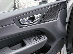 Volvo  T8 AWD Inscription Recharge Plug-In Hybrid