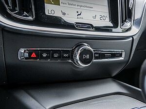 Volvo  D3 R-Design Geartronic *BLIS*NAVI*PDC*DAB*ACC*