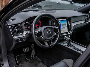 Volvo  D3 R-Design Geartronic *BLIS*NAVI*PDC*DAB*ACC*