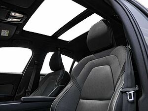 Volvo  B5 Ultimate Dark AWD B&W HUD STANDHZ LED