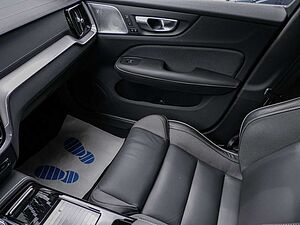 Volvo  T8 Ultimate Dark Recharge Plug-In Hybrid AWD