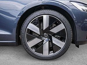 Volvo  T8 Ultimate Dark Recharge Plug-In Hybrid AWD