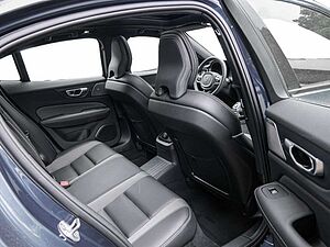 Volvo  T8 Ultimate Dark Recharge Plug-In Hybrid AWD
