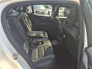 Volvo  T8 Ultimate Dark Recharge Plug-In Hybrid AWD