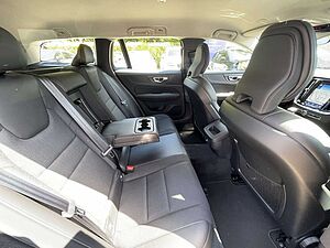 Volvo  T4 Geartronic Momentum Pro SHZ NAVI LED