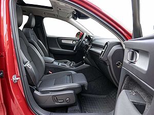 Volvo  T4 Geartronic Momentum Pro W-LAN AHK LED