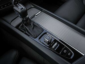 Volvo  T4 Geartronic Inscription W-LAN AHK LED