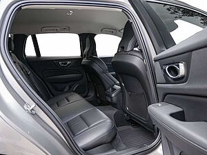 Volvo  T4 Geartronic Inscription W-LAN AHK LED