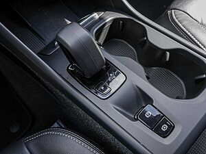 Volvo  T4 Inscription Expression Recharge Plug-In Hybrid