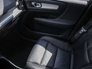 Volvo  T4 Inscription Expression Recharge Plug-In Hybrid