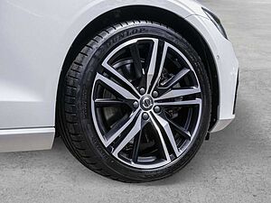 Volvo  T6 Recharge Plug-In Hybrid AWD R-Design