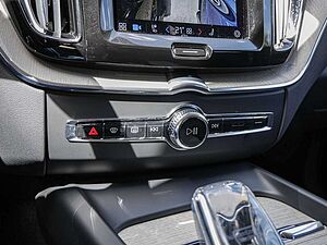 Volvo  B4 Inscription 2WD