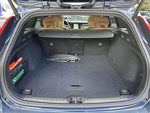 Volvo  Kombi T6 Ultra Dark Recharge Plug-In Hybrid AWD