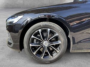 Volvo  B4 Geartronic Momentum Pro SHZ NAVI LED
