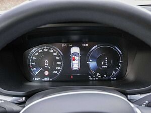 Volvo  T6 R-Design Recharge Plug-In Hybrid AWD