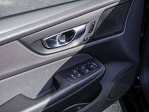 Volvo  T6 R-Design Recharge Plug-In Hybrid AWD