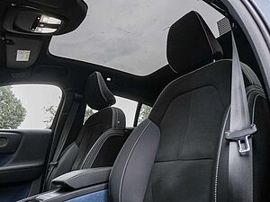 Volvo  1st Edition Recharge Pure Electric AWD