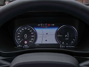 Volvo  T5 Recharge Plug-In Hybrid Plus Dark LED