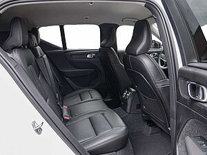 Volvo  T5 Recharge Plug-In Hybrid Plus Dark LED