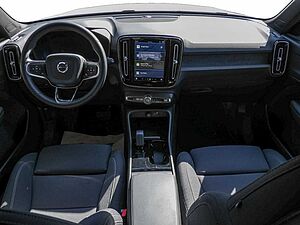 Volvo  Core Recharge Pure Electric AWD NAVI LED