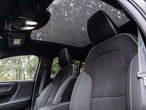 Volvo  Ultimate Recharge Pure Electric Single Motor