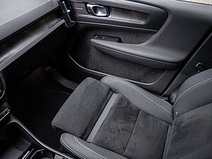 Volvo  Ultimate Recharge Pure Electric Single Motor