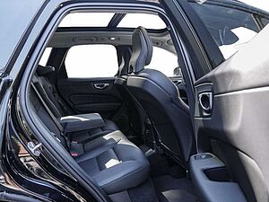 Volvo  T8 Plus Dark Recharge Plug-In Hybrid AWD