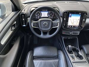Volvo  B4 Geartronic Momentum Pro SHZ W-LAN LED