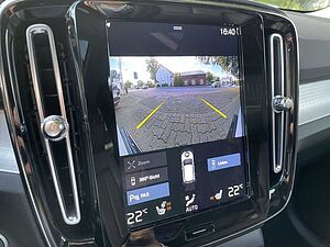 Volvo  B4 Geartronic Momentum Pro SHZ W-LAN LED
