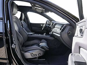 Volvo  T8 AWD Recharge Plus Dark Plug-In Hybrid