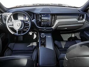 Volvo  T8 AWD Recharge Plus Dark Plug-In Hybrid