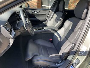 Volvo  T6 Plus Bright Recharge Plug-In Hybrid AWD