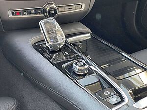 Volvo  T6 Plus Bright Recharge Plug-In Hybrid AWD