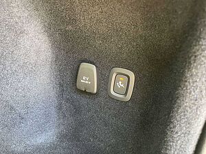 Volvo  T6 Plus Bright Recharge Plug-In Hybrid AWD