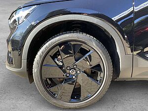 Volvo  Twin Motor AWD Ultra Black Edition