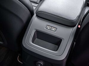 Volvo  T6 AWD R-Design Plug-In Hybrid AHK | B&W | LUFTFAHRWERK | ACC | PANORAMA