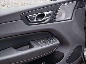 Volvo  T6 AWD R-Design Plug-In Hybrid AHK | B&W | LUFTFAHRWERK | ACC | PANORAMA