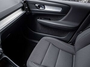 Volvo  T3 Geartronic Momentum Pro LICHT- & WINTER-PAKET | 20 ZOLL