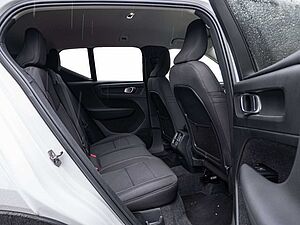 Volvo  T3 Geartronic Momentum Pro LICHT- & WINTER-PAKET | 20 ZOLL