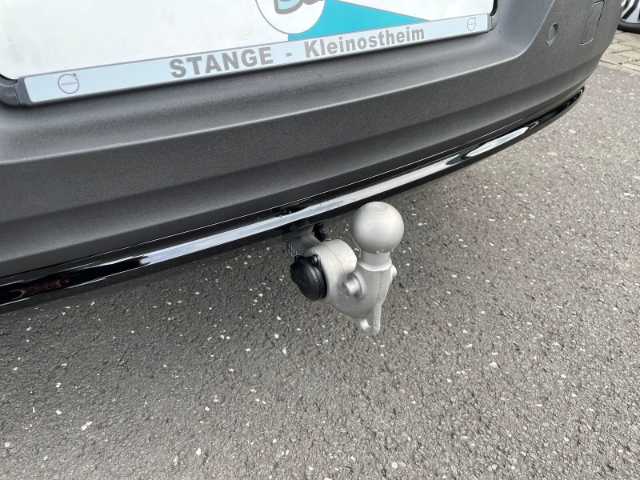 Volvo  Recharge Single Motor Plus Einstufig 170 KW Navi Anhängerkupplung