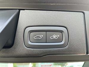Volvo  Inscription Plug-In Hybrid AWD T6 Twin Engine Pano-Schiebedach el. AHK
